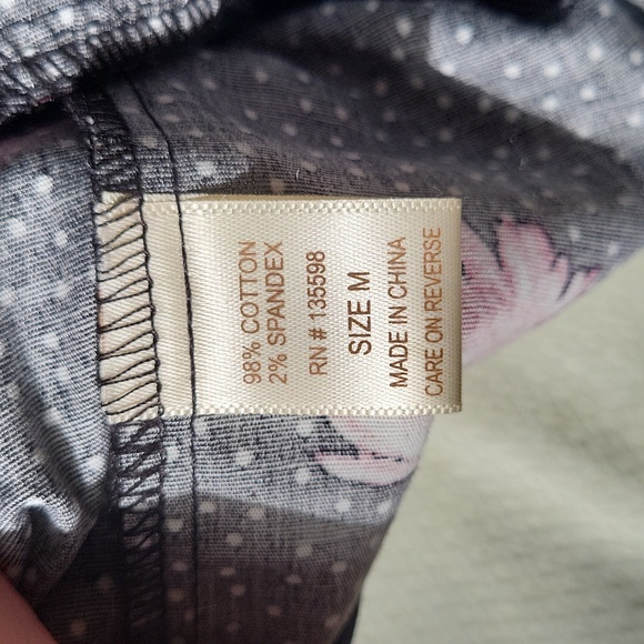 Peplum zip up floral top - Picture 12 of 14